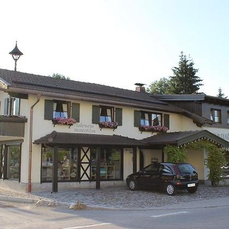 Gaestehaus Sattlerhof Bernau am Chiemsee Exteriér fotografie